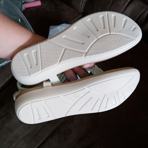 Sandals - Picture 2 of 2